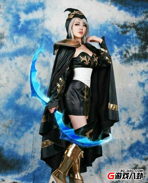 美丽动人 娑娜超完美COSplay