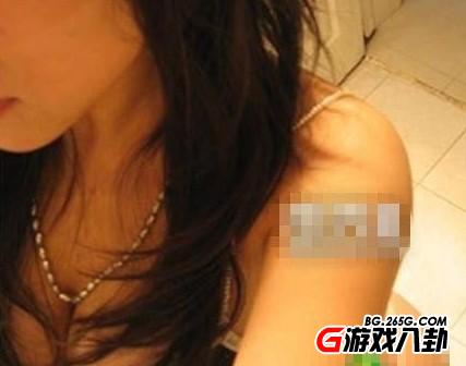 宅男最爱 95后小mm浴室性感巨乳照