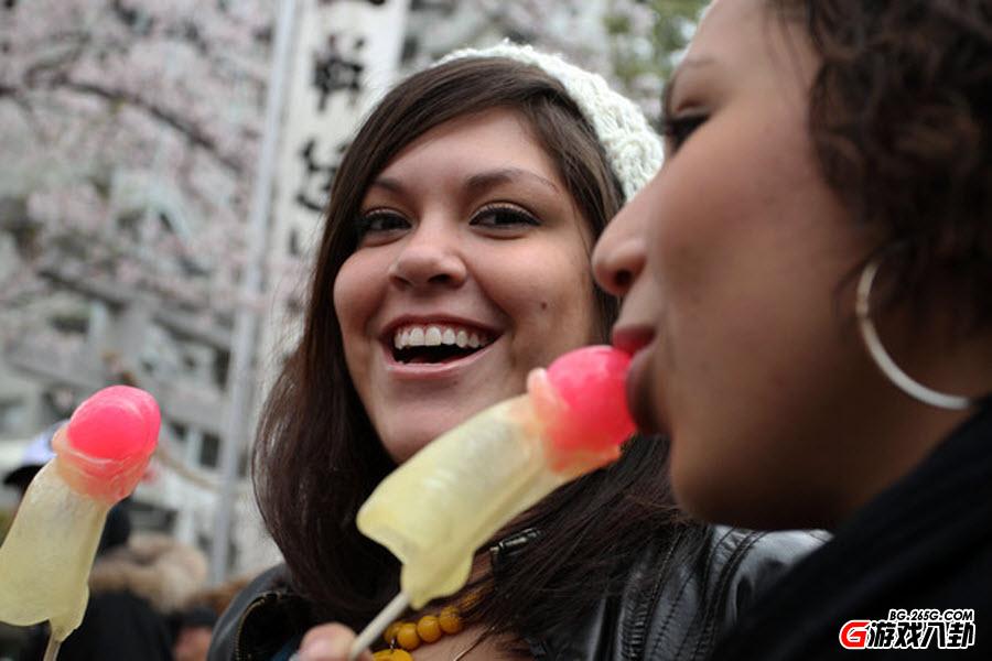 日本性爱大胆豪放缘自惊世骇俗的生育节